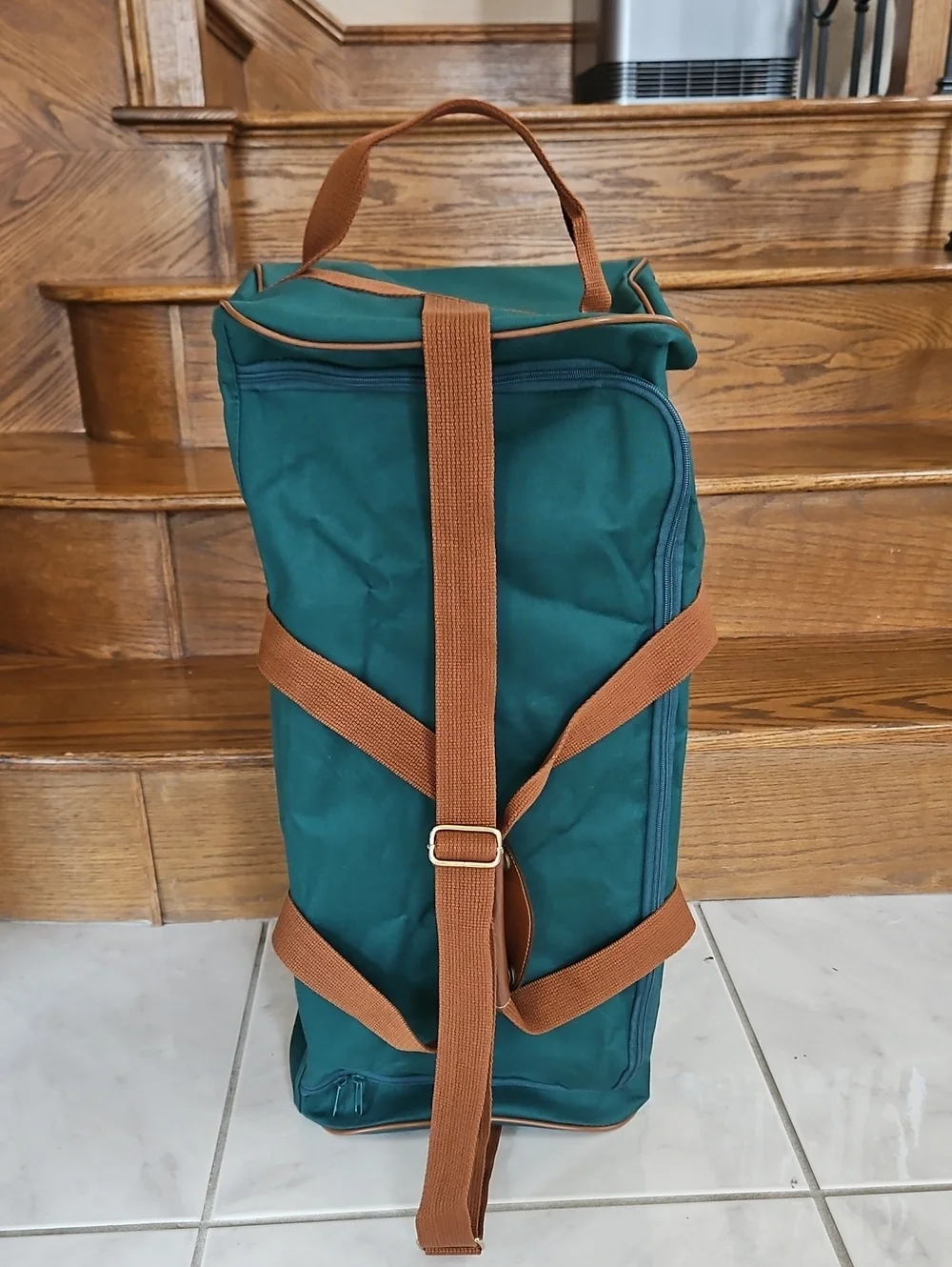 Vntage Polo Ralph Lauren hunter green canvas duffel bag features brown web